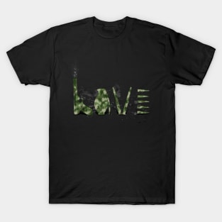 Love and War - Pixelated T-Shirt